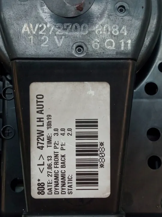 Manguera de admisión Toyota OEM AV272700-8084 - Usado image 5