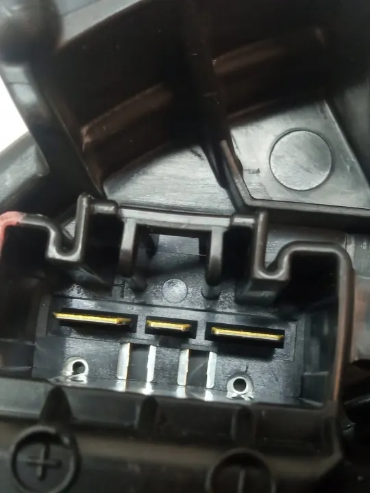 Manguera de admisión Toyota OEM AV272700-8084 - Usado image 6