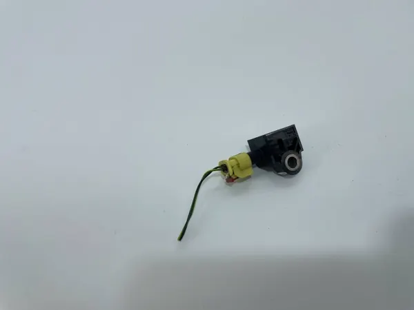 Audi Q3 I 8U Aufprallsensor OEM 8U0959651 2010- image 8