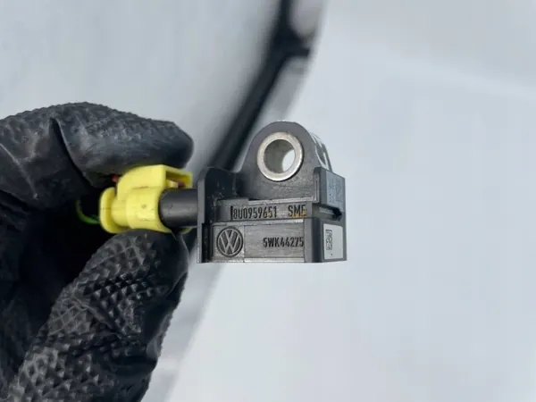 Audi Q3 I 8U Aufprallsensor OEM 8U0959651 2010- image 9