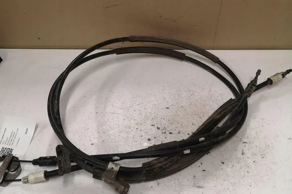 Handbrake Cable VOLVO V40 CROSS COUNTRY 1.6L diesel image 2