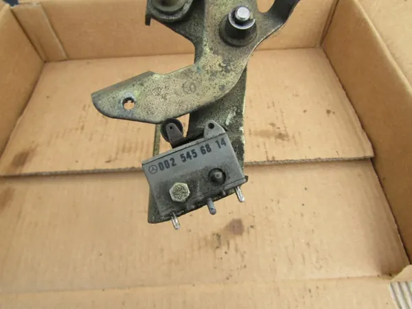 OEM 0025456814 Mécanisme d'accélérateur + contact Mercedes image 7