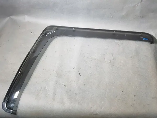 MAN OE Deurraam deflector links - Gebruikt image 2