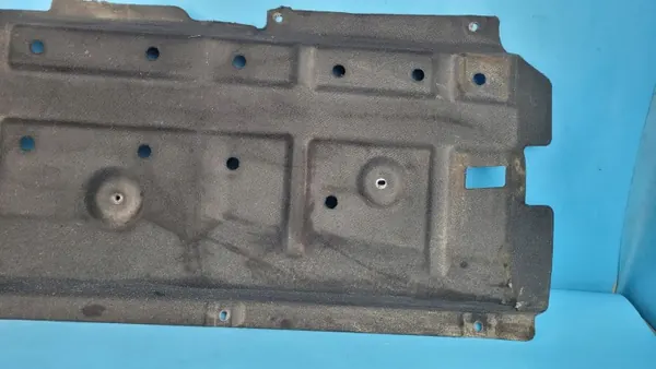 Chery Omoda 5 alusuoja vasen OEM 609001406AA image 10