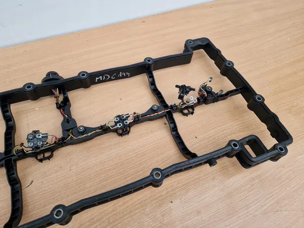 ACTROS Installation Injecteurs Couverture de Culasse A4710160121 image 2