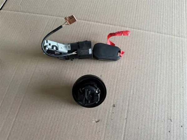 Clé bouchon carburant OEM STACYJKA Toyota Proace 3 image 3