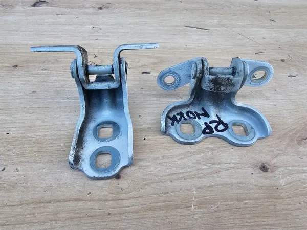 OEM ZAWIASY DRZWI PRAWY PRZÓD PRZEDNIE OPEL MOKKA Z474 GAZ KOMPLET image 2