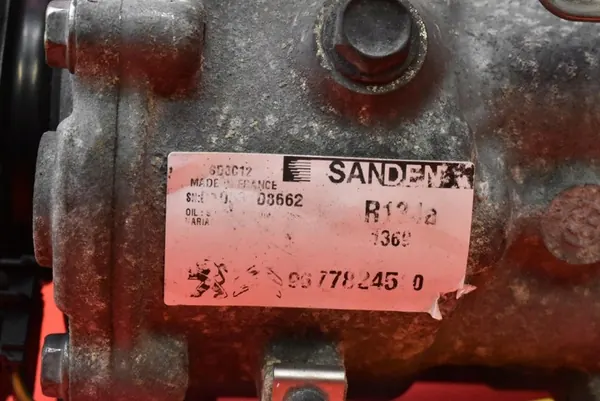 Compresseur de Climatisation Citroen C5 II 2.0 HDI OEM 9677824580 image 8