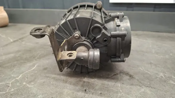 OEM 4720106262 Séparateur de ventilation Mercedes image 4