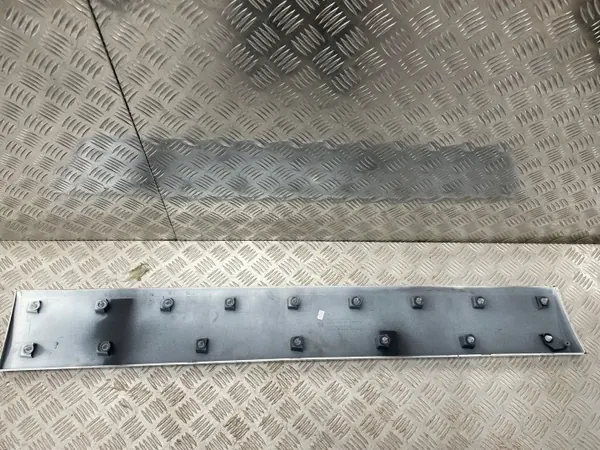 Moldagem Lateral Esquerda OEM 93867912 para Renault Trafic image 5