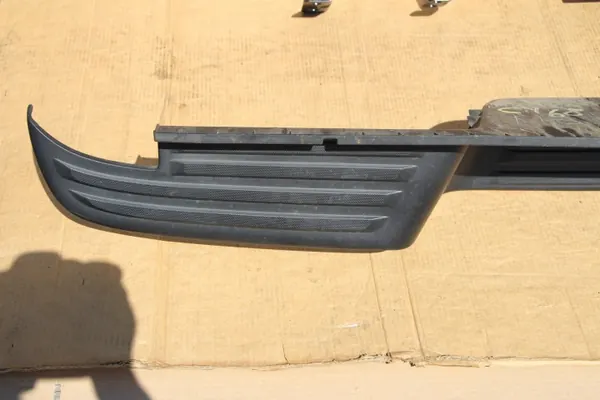 Ford Ranger III/IV Takapuskurin Kulma Oikea OEM AB3917K824 image 5