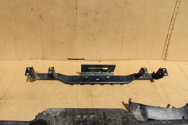 Ford Ranger III/IV Takapuskurin Kulma Oikea OEM AB3917K824 image 7