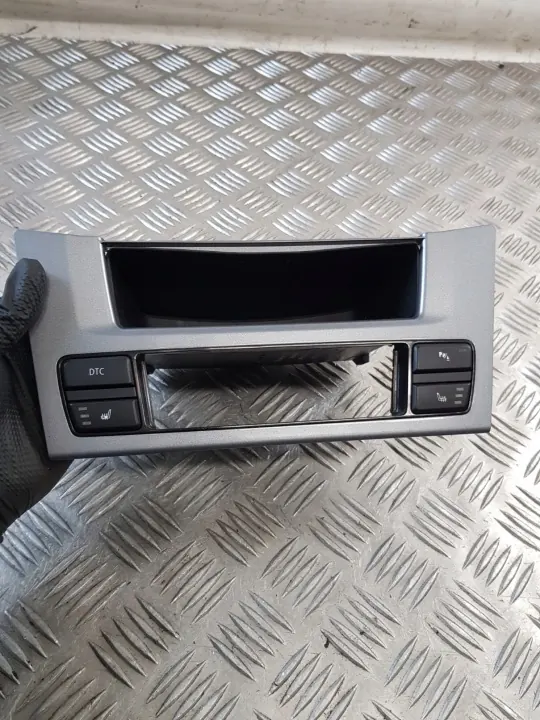 OEM 69139391 Habillage Console Centrale avec Commutateurs BMW E60 image 6