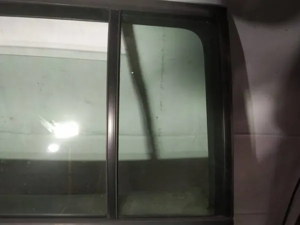 OEM as2 EIS-2219215 bakre vänster dörrlås för VW Touran image 2