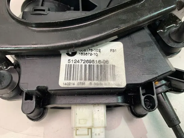 Tranca de porta-malas BMW OEM 4817123 usado image 7