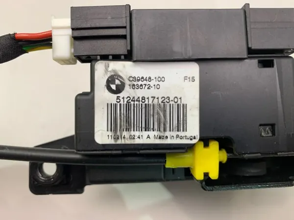 Tranca de porta-malas BMW OEM 4817123 usado image 8