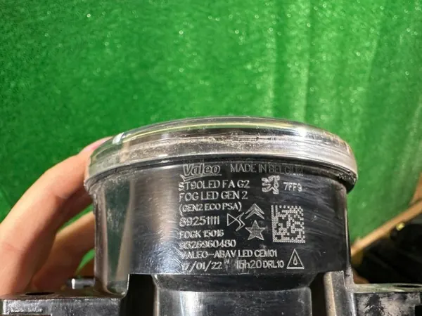 Faro Halógeno LED Citroen OEM 89251111 Delantero image 9