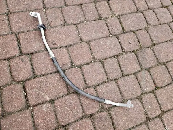 Air Conditioning Hose Renault Zoe 2022 924408565R image 1