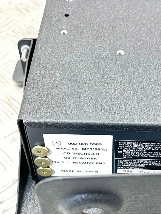 Changer CD/DVD Mercedes E W210 OEM 0028205989 image 9