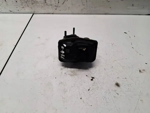 Soupape EGR OEM H8201143495 pour Renault Megane 1.5L image 3