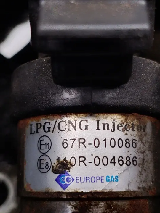Rampe d'injection GPL OEM 67R016409 - Occasion image 4