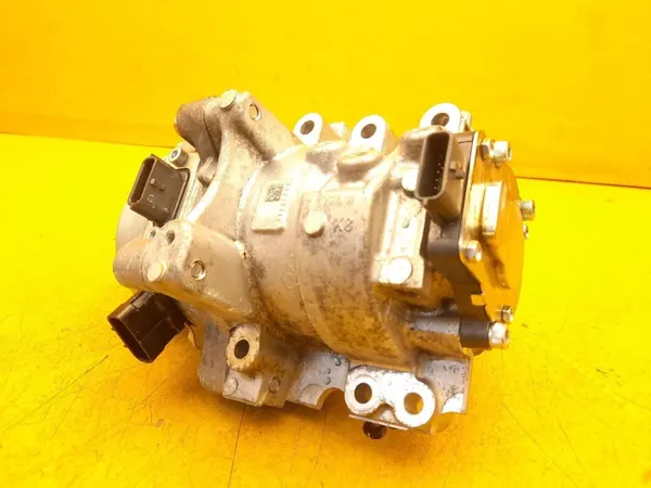 Nissan Qashqai III J12 1.5 VC-T Ajustador Virabrequim OEM image 2
