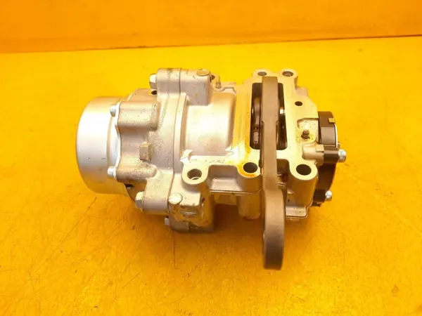 Nissan Qashqai III J12 1.5 VC-T Ajustador Virabrequim OEM image 6