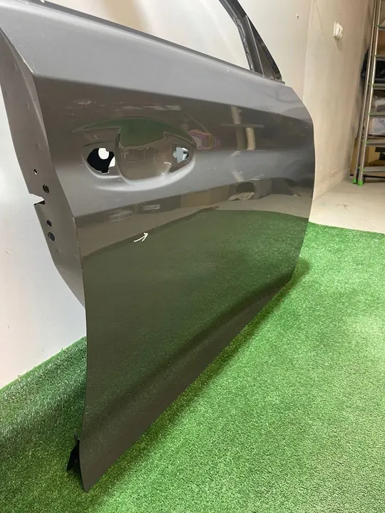 PEUGEOT 208 II 2022 Front Right Door Complete OEM image 3