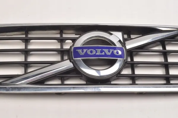 VOLVO S40 II Grill P2 31290533 image 3