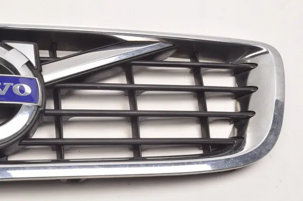 VOLVO S40 II Grill P2 31290533 image 4