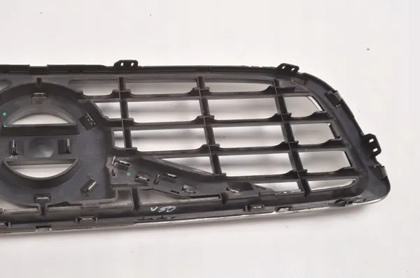 VOLVO S40 II Grill P2 31290533 image 7