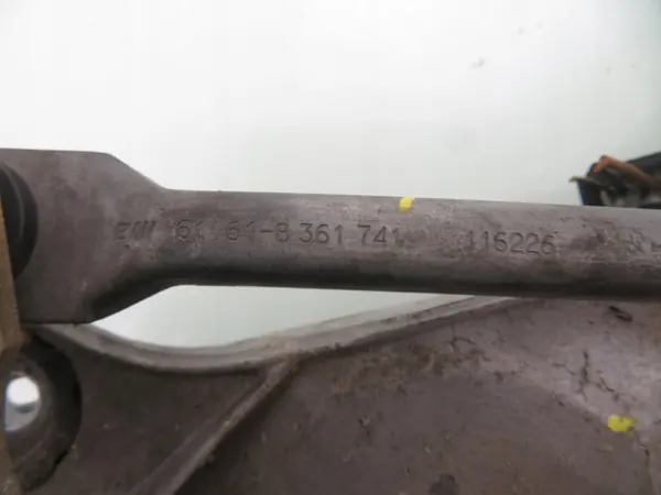 BMW Tuulilasinpyyhkimen Moottori Etu OE 8360603 image 5