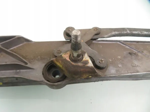 BMW Tuulilasinpyyhkimen Moottori Etu OE 8360603 image 9