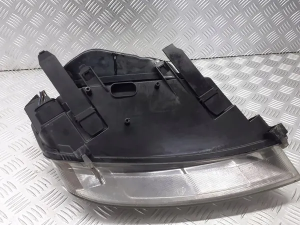 Farol Esquerdo Ford C-Max I 1.8 3M51-13006-AH image 2