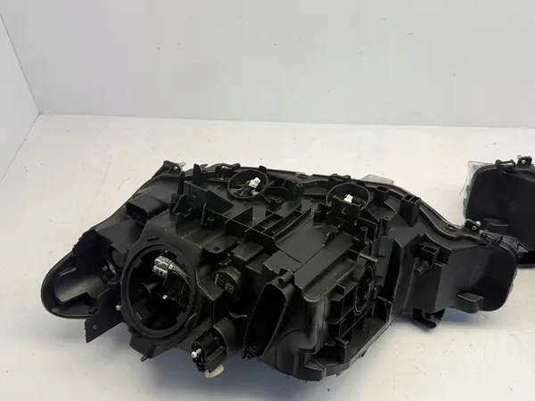 Farol Direito BMW 3 F30 F31 Xenon 7259526 image 9