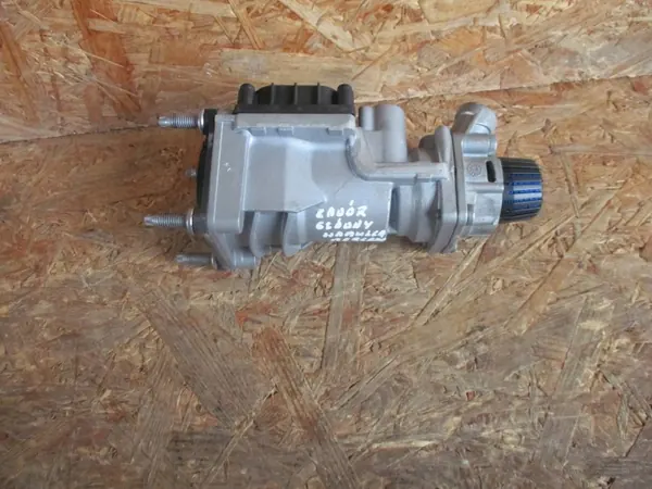 Mercedes Actros MP4 Hauptbremsventil OEM A0044314806 image 6