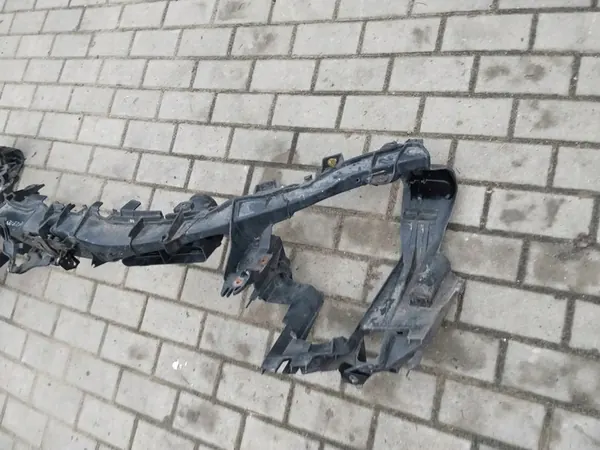 Rinforzo paraurti anteriore Mercedes B-Class W245 A1696201634 image 2