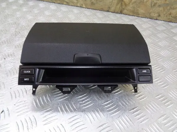 Compartimento de pantalla Mazda 6 OEM GJ6AG0245A image 2