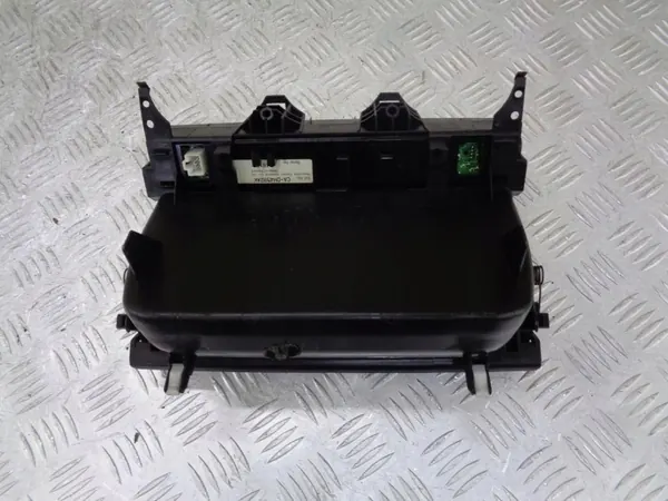Compartimento de pantalla Mazda 6 OEM GJ6AG0245A image 6