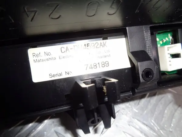 Compartimento de pantalla Mazda 6 OEM GJ6AG0245A image 7
