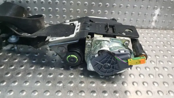 Turvavyö vasen etu OEM S26380554 Mercedes E-luokka image 4