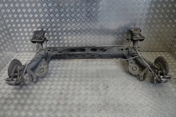 OEM 5Q0501049BJ Hinterachsschwinge - Gebraucht image 2
