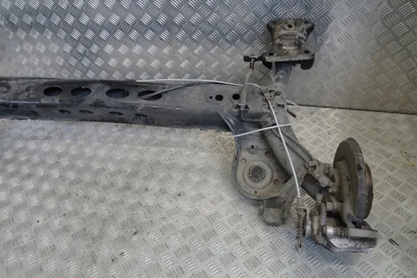 OEM 5Q0501049BJ Hinterachsschwinge - Gebraucht image 3