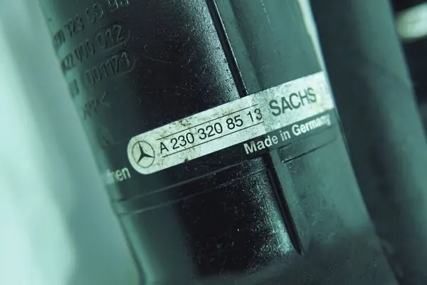 Framstötdämpare Mercedes SL550 R230 Lift 06-11 image 5