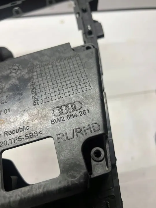 Pieza interior OEM 8W2864261 para Audi A4 S4 B9 image 8