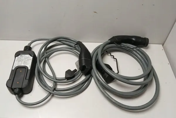 Cabo de carregamento BMW OEM 5A138C8 para veículo elétrico image 2