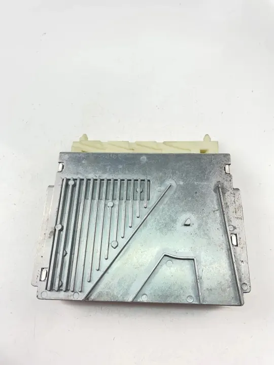 Ordinateur de boîte Volvo OE d'occasion OEM 28200383 image 4