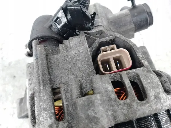 Alternador KIA SORENTO I 2.5 CRDI OEM 37300-4A112 image 6