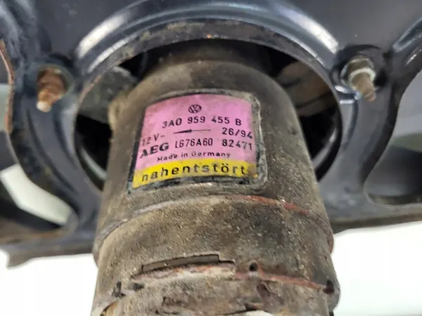 Volkswagen OE Kylare 3A0959455B image 8