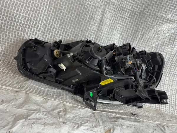 Faros delanteros derecho Mitsubishi Lancer X image 2